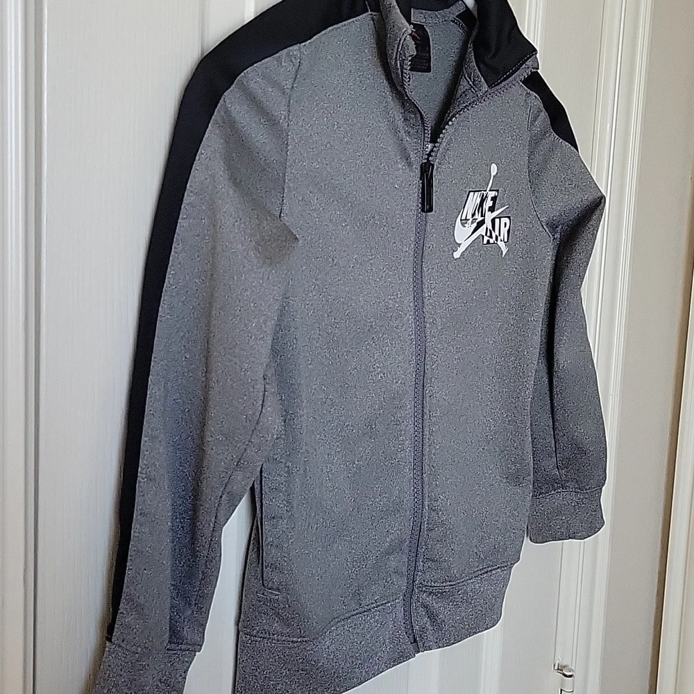 Nike Air Jordan Kids Gray Jacket NWOT